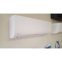 Daikin Comfora 2,5 kW-os split inverteres oldalfali klímaszett